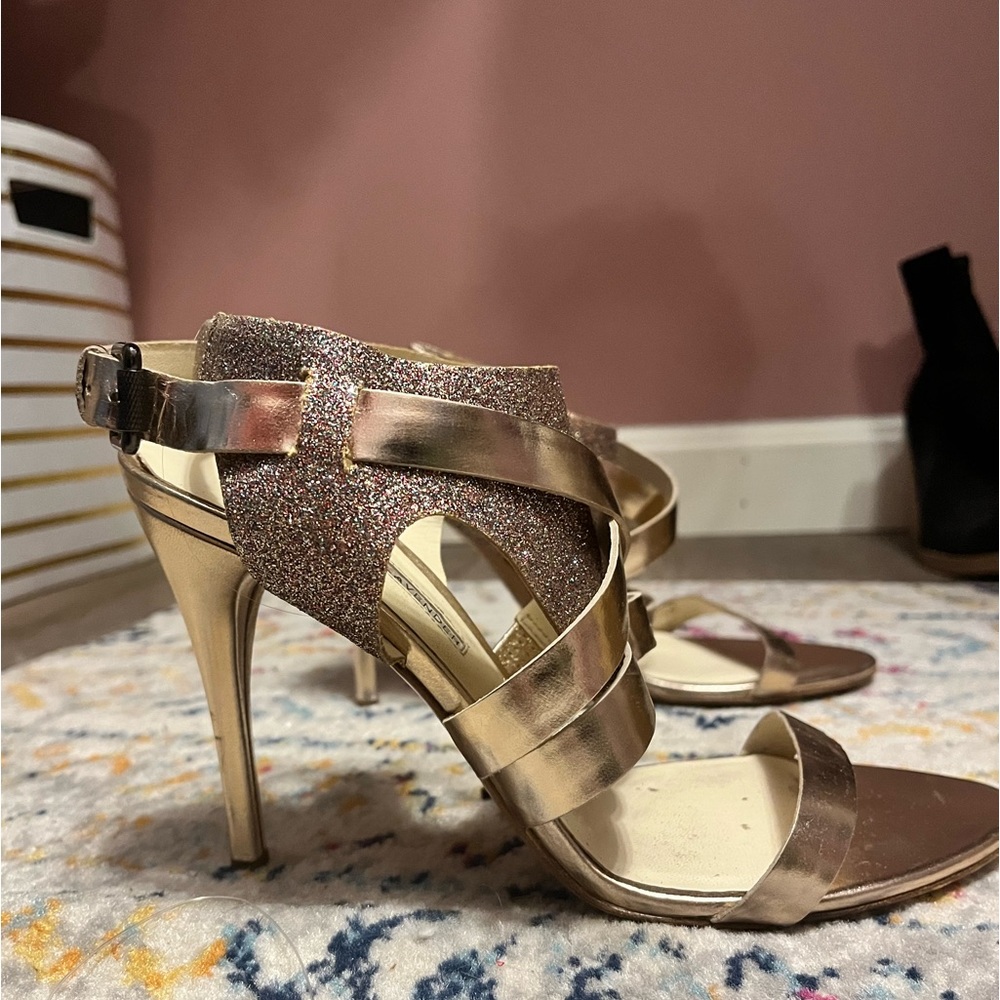 Vera Wang Lavender Rose Gold Heels